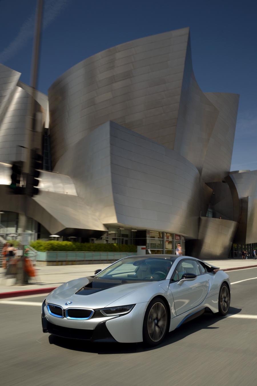  BMW i8 2014 года  (фото 60 из 180)